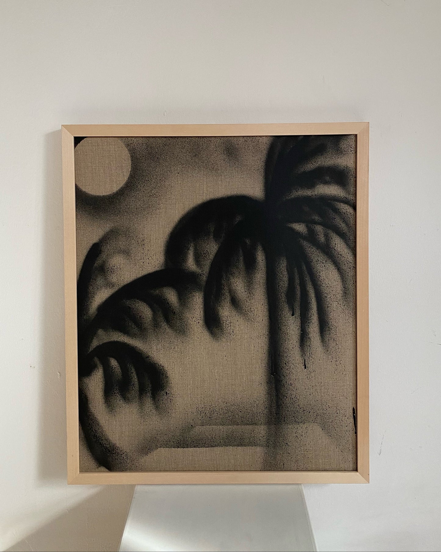 palmas palm tree painting raw linen canvas neutral tones abstrakte Kunst original wandkunst für mallorca midcentury interior